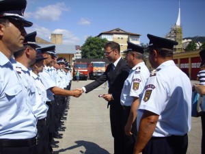 Ceremonia de înaintare în grad a cadrelor Inspectoratului pentru Situaţii de Urgenţă "Petrodava" al judeţului Neamţ
