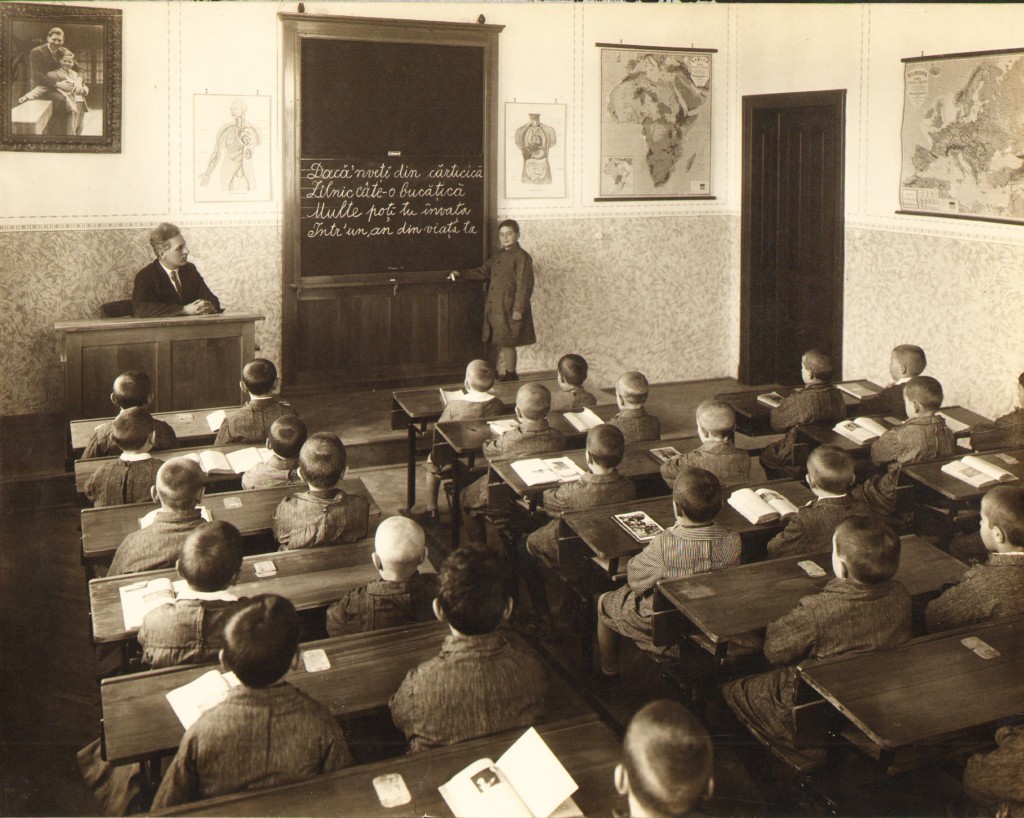 Sala clasa Lascar Catargiu-1932_inv.1606 MC-2