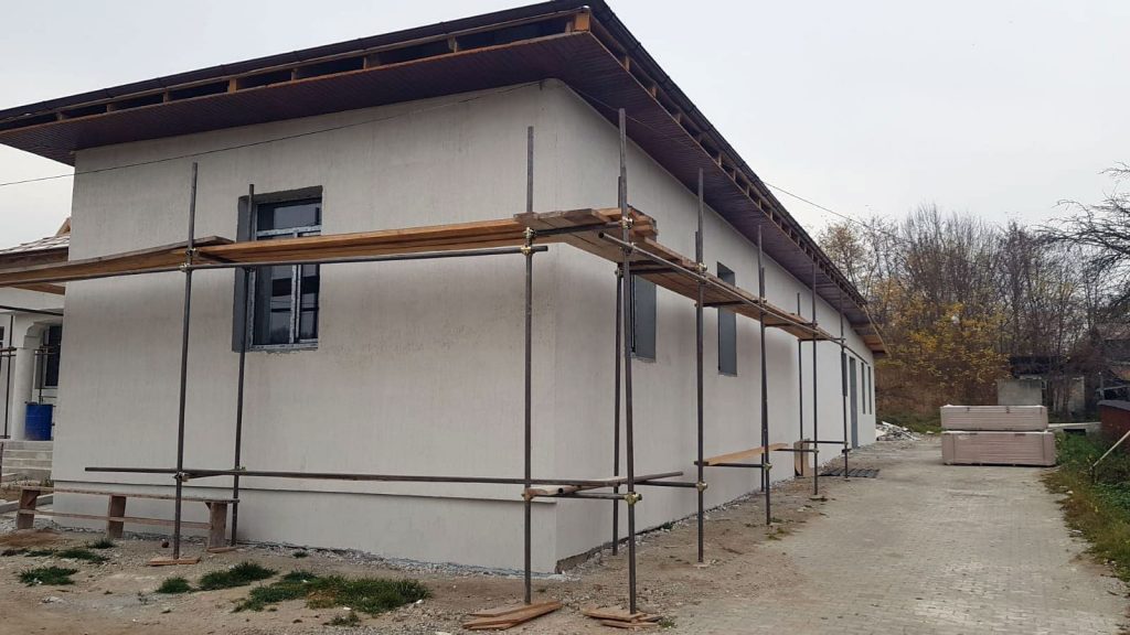 Această imagine are atributul alt gol; numele fișierului este camin-borlesti1-1024x576.jpg